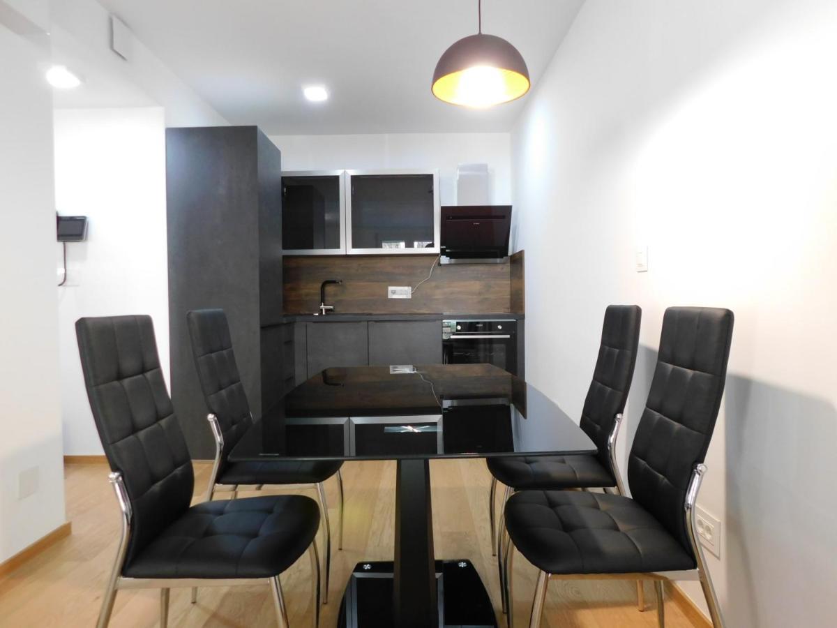 Ideal Ljubljana Homebase Buitenkant foto